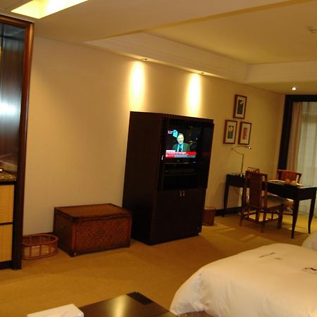 东莞君兰酒店 Grand Land Hotel Dongguan  Exterior foto
