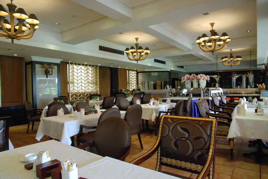 东莞君兰酒店 Grand Land Hotel Dongguan  Exterior foto