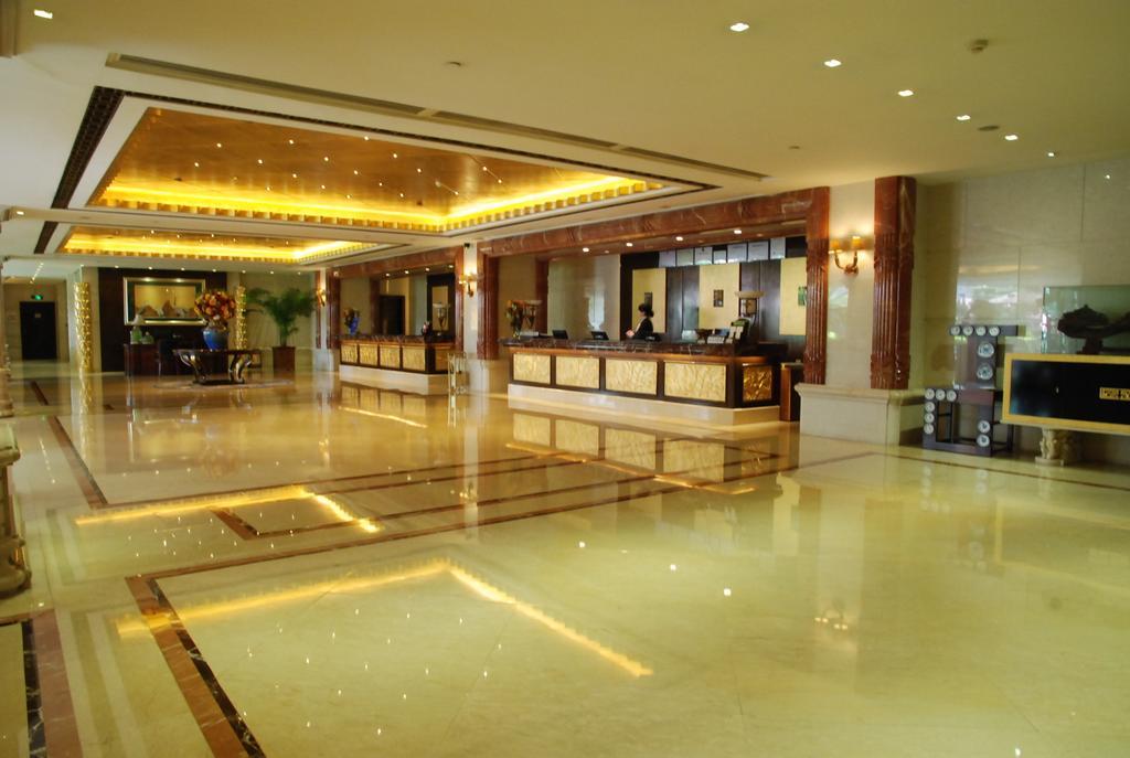 东莞君兰酒店 Grand Land Hotel Dongguan  Exterior foto