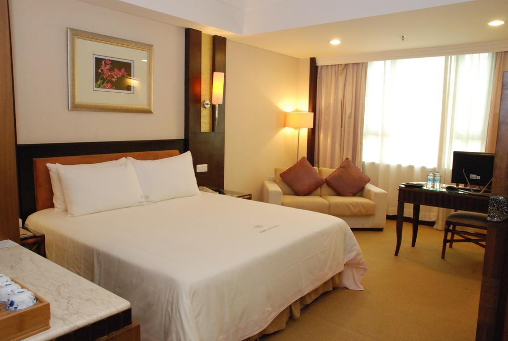 东莞君兰酒店 Grand Land Hotel Dongguan  Exterior foto