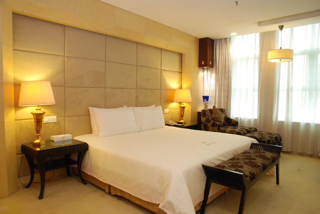 东莞君兰酒店 Grand Land Hotel Dongguan  Exterior foto