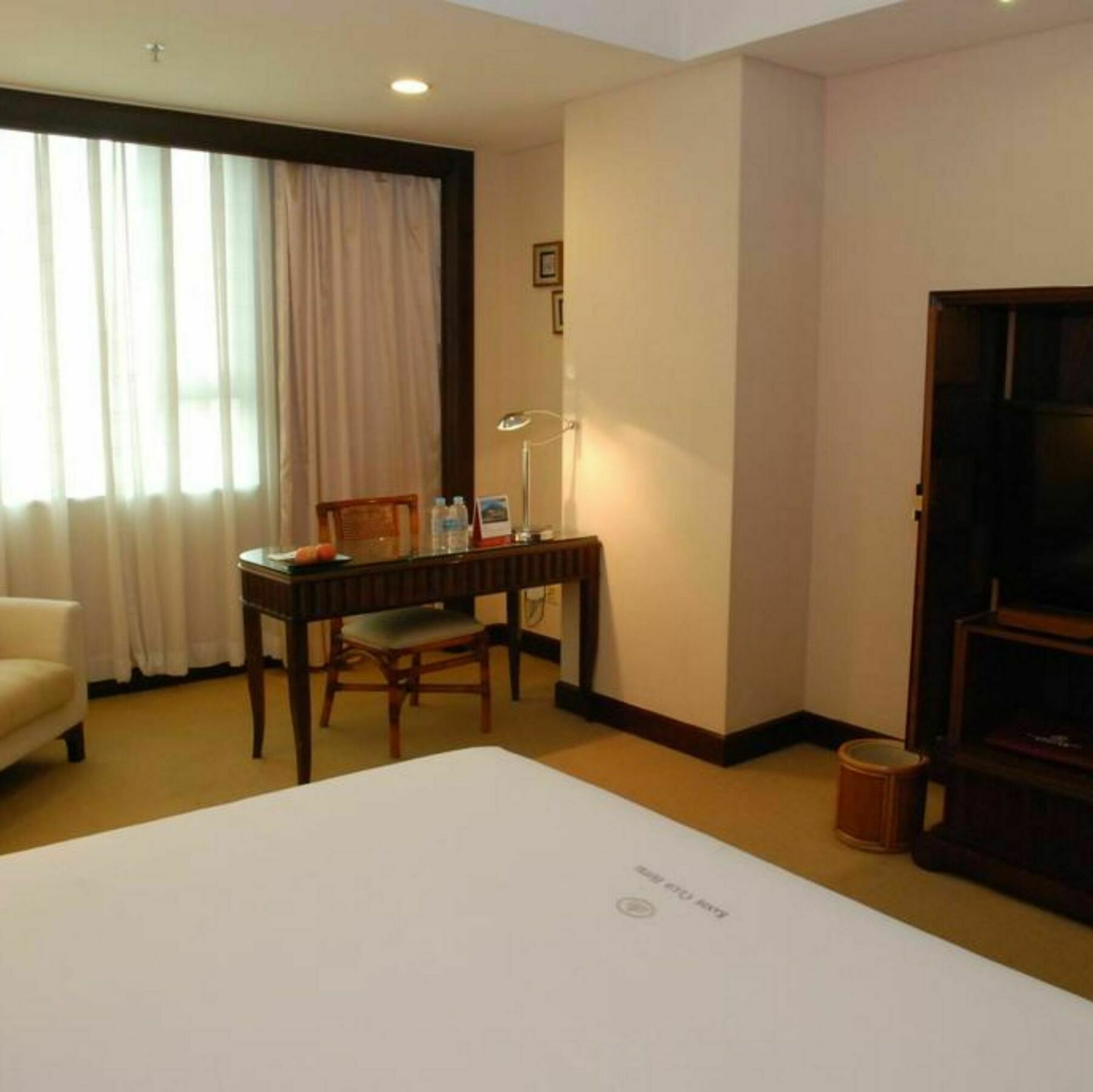 东莞君兰酒店 Grand Land Hotel Dongguan  Exterior foto