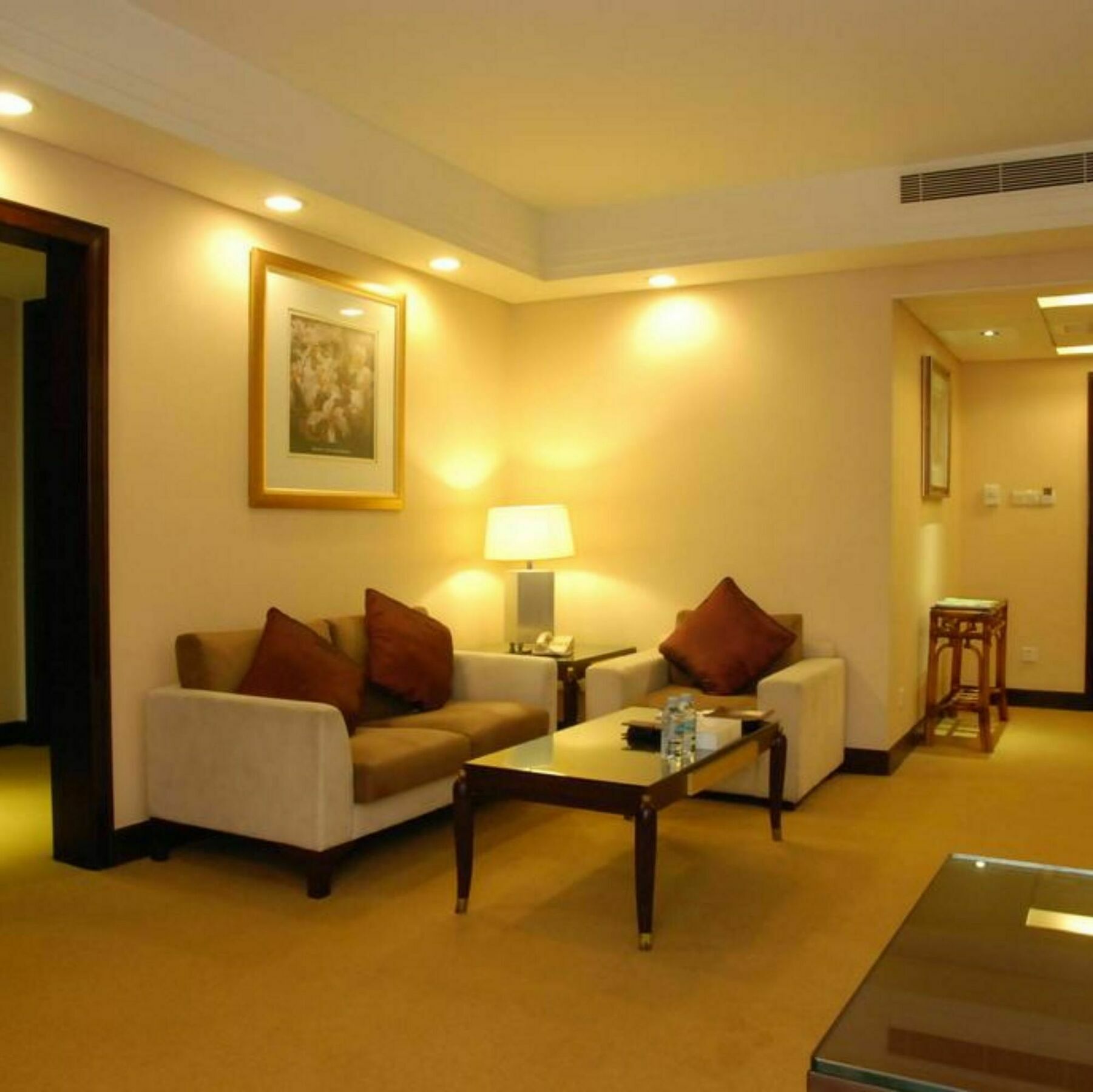 东莞君兰酒店 Grand Land Hotel Dongguan  Exterior foto