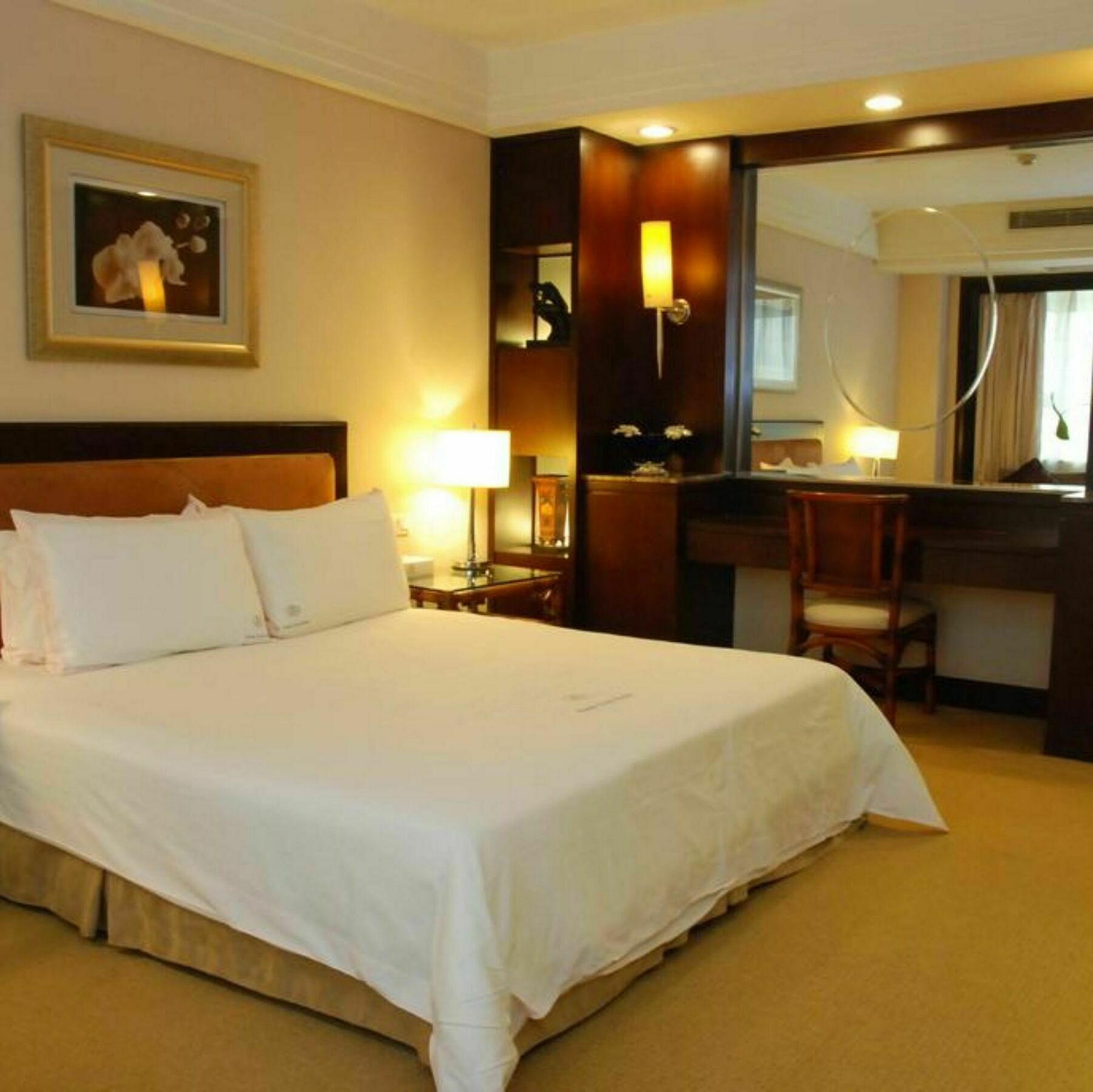 东莞君兰酒店 Grand Land Hotel Dongguan  Exterior foto